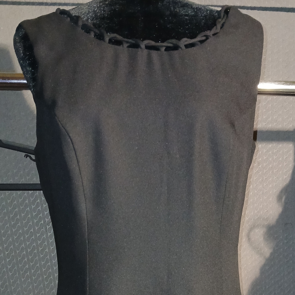 Elegant Black Sleeveless Dress John Robertd